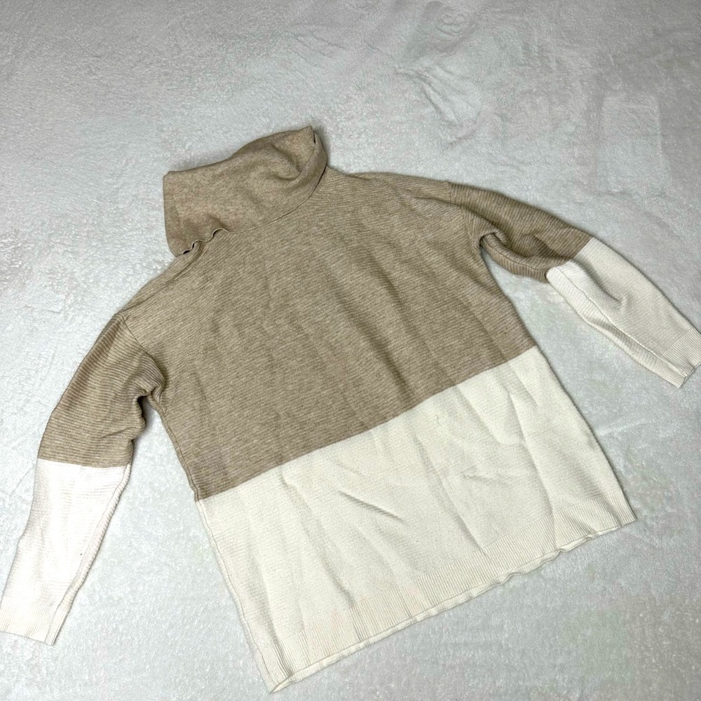 TurtleNeck Sweater